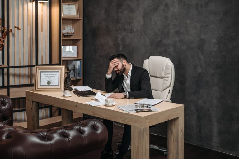 Burnout Kerja: Ketika Stres Sudah Menggerus Kesehatan Mental